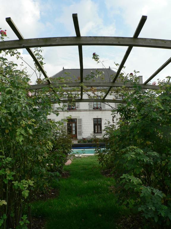 香槟沙隆 Entre Cour Et Jardin酒店 外观 照片